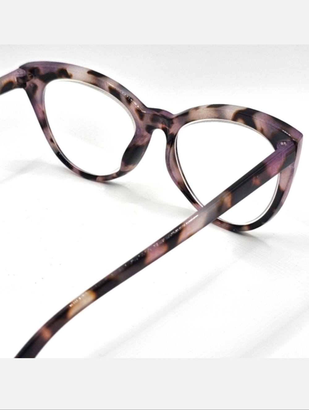 Pale Tortoise Cat Eye - Picture 2 of 3
